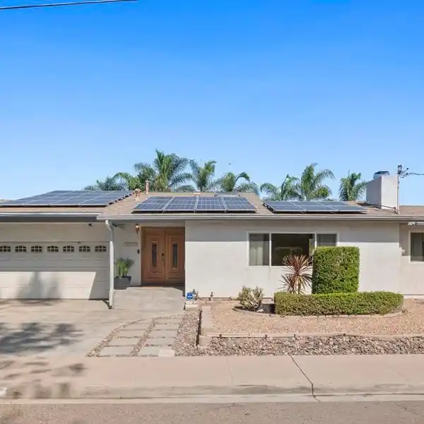 PRIVATE PARADISE IN FLETCHER HILLSWHERE