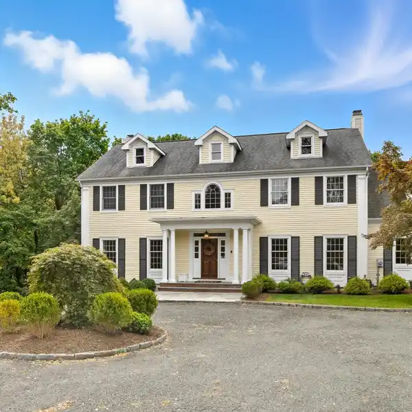 CLASSIC COLONIAL CHARM WITH MODERN COMFORT