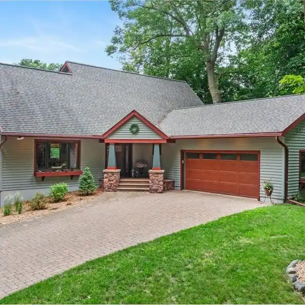 EXECUTIVE HOME ON BEAR LAKE