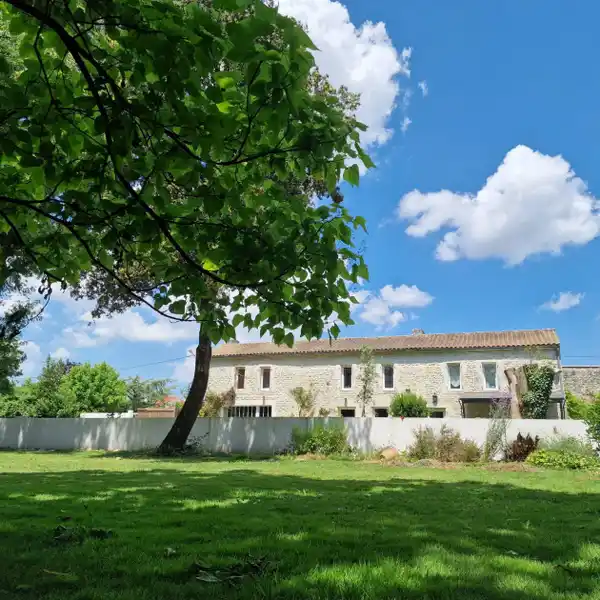 RENOVATED AUTHENTIC CHARENTAISE