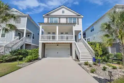 Versatile Property Steps to the Beach