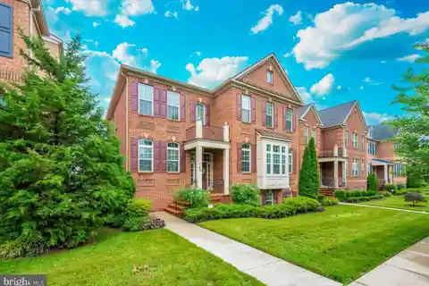 Impressive Home in the Reserve at Crown Point