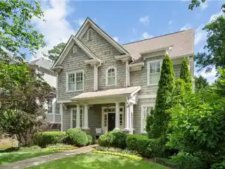 Beautifully Crafted Home in Springlake