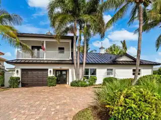 Remastered West Indies-Inspired Deepwater Estate