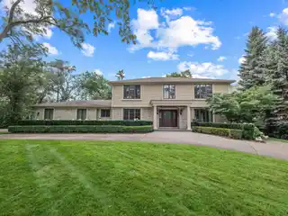 Resort-style Living with Timeless Sophistication
