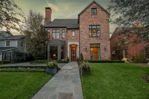 Gorgeous English Tudor in Prestigious Avalon Place
