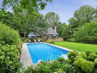 Charming Rental Home on a Private Cul-De-Sac