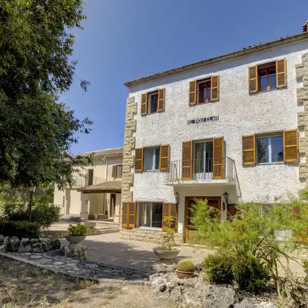 NOTABLE ESTATE IN A BUCOLIC PARADISE