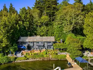 Cruise Home to a Spectacular Legacy Residence