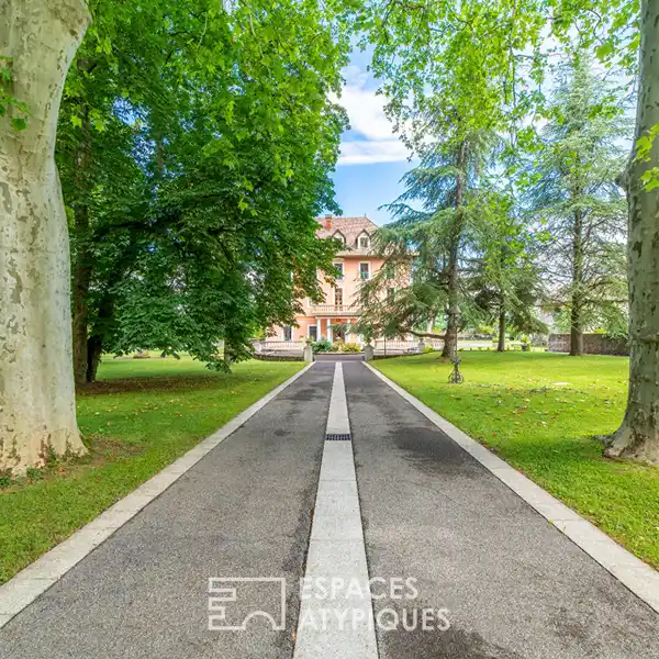 MAGICAL RESTORED RESIDENCE