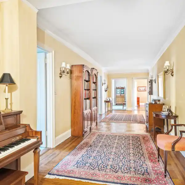OVERSIZED CLASSIC CO-OP ON PARK AVENUE