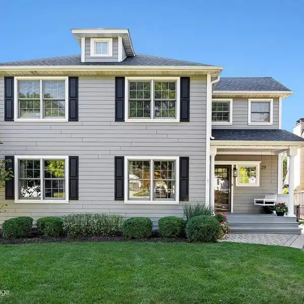 METICULOUSLY MAINTAINED SPACIOUS HOME