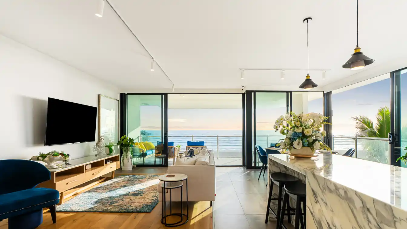 State-of-the-art Residence in Exclusive One Palm Beach
