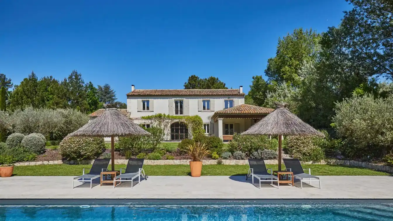 Bright Newer Home in an Idyllic Setting
