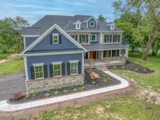 A Masterpiece of Modern Farmhouse Design