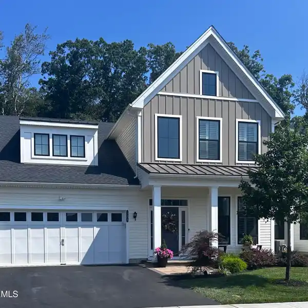 AMAZING OPPORTUNITY IN REGENCY AT ALLAIRE