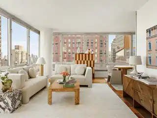 Light-filled Two Bedroom with Breathtaking Views