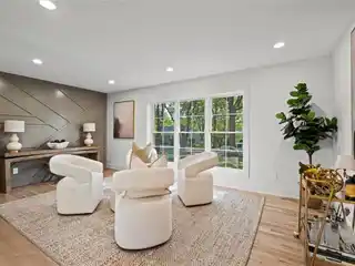 Quintessential Old Leawood Sprawling Ranch