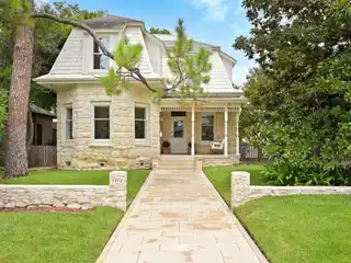 Reimagined 1915 Historic Residence