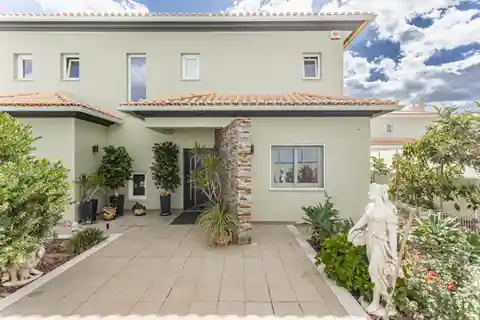 Exclusive Villa with Poolside Leisure and Elegant Design