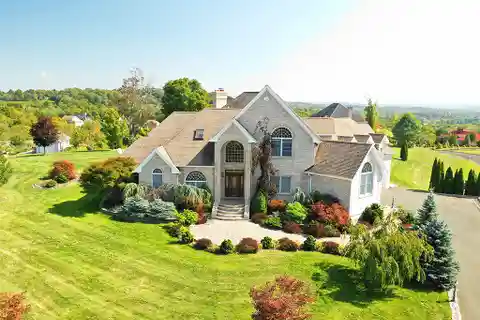 Luxury Craftsmanship with Expansive Outdoor Escape