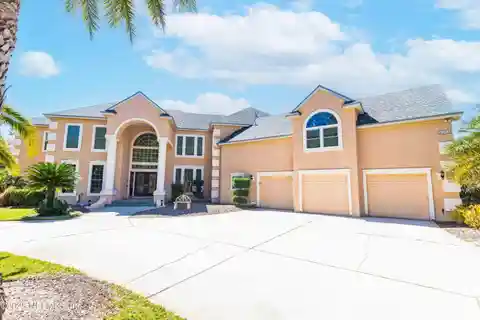 Custom Pool Home on a Huge Lot
