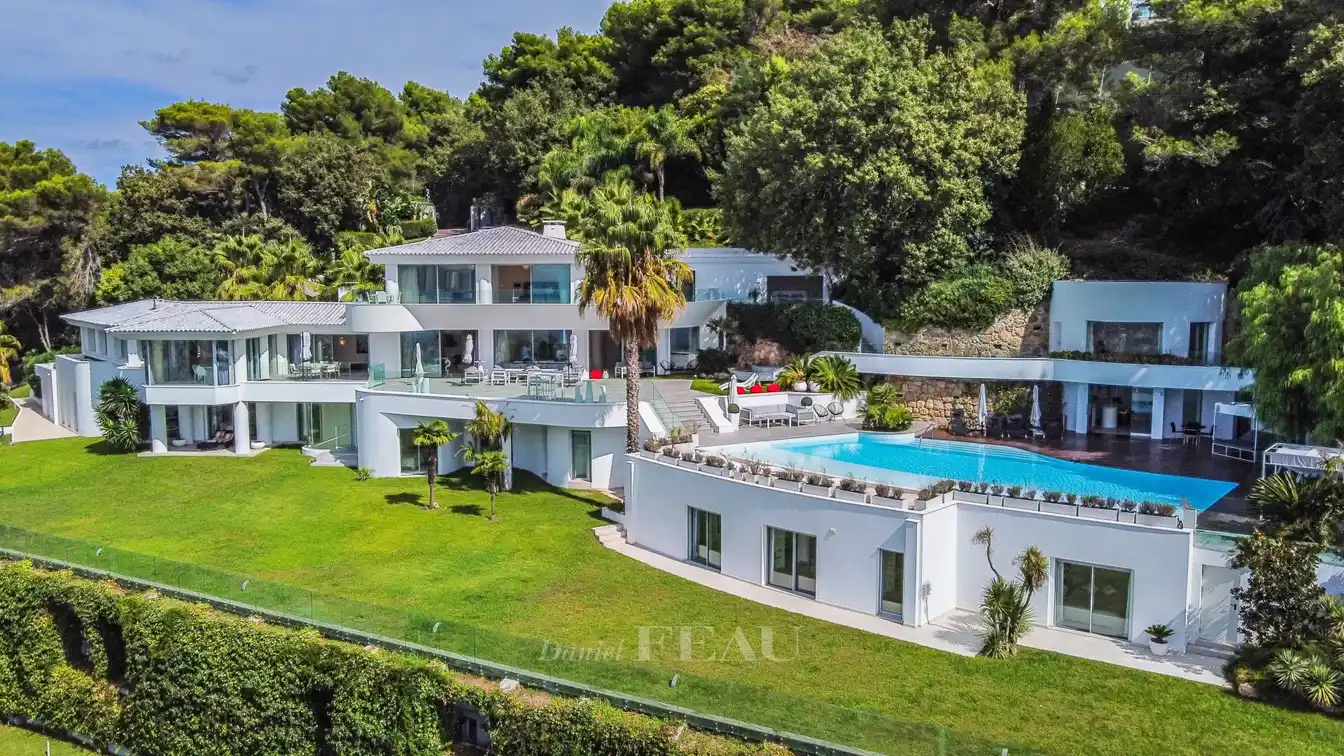 Magnificent Cannes Luxury Property