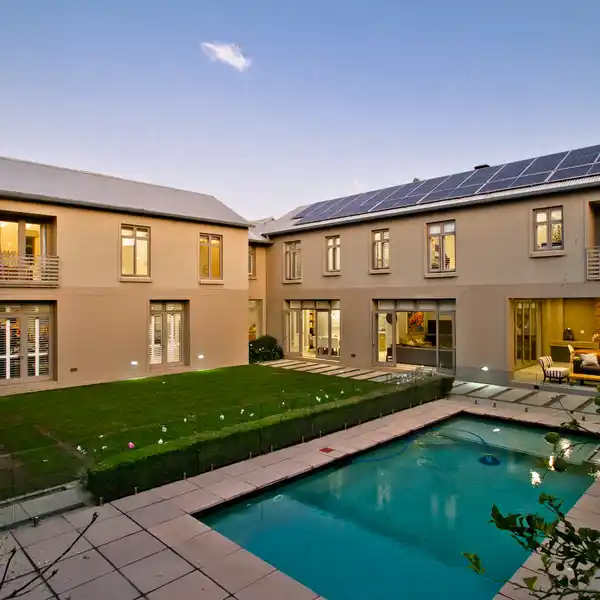 FIVE BEDROOM HOME FOR SALE IN ATHOLL