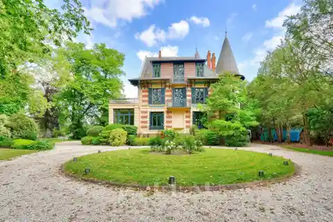 Historic Property with Modern Comfort