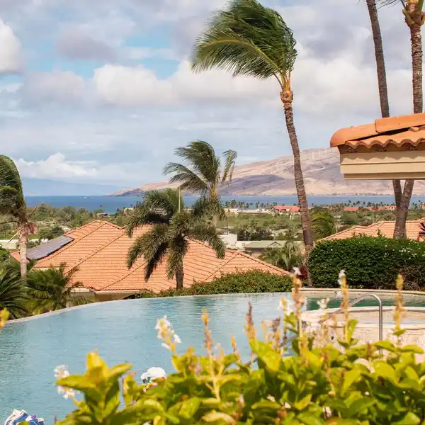 LIKE-NEW HOME IN HOKULANI GOLF VILLAS