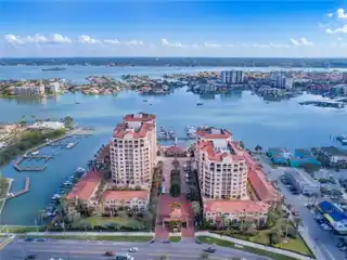 Exquisitely Renovated Coastal Condo