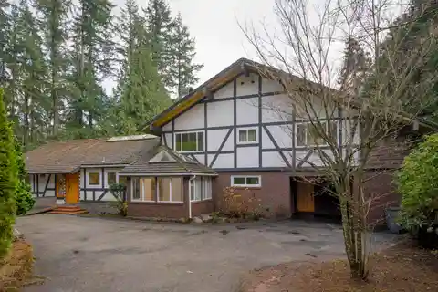 Rare Gem in Prestigious Panorama Ridge