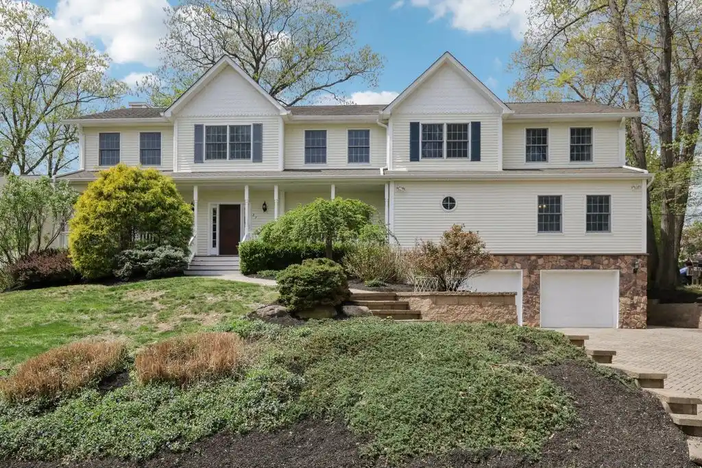 Stunning Colonial in a Quiet Neighborhood