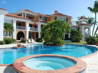 Remodeled Luxury Condo