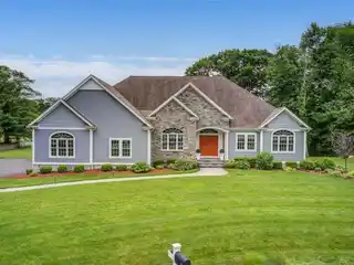 Spacious Young Ranch Home on a Desirable Cul-de-sac