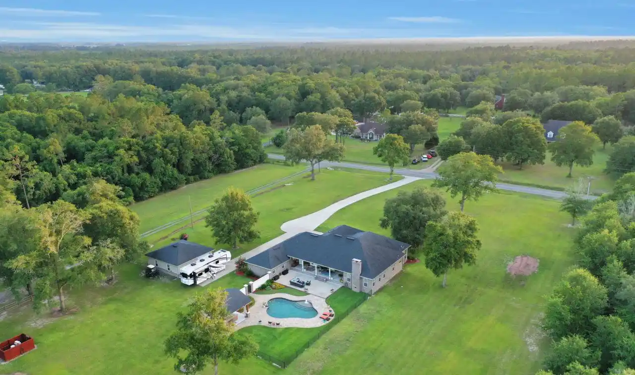 Luxurious Pool Home on Five-plus Acres
