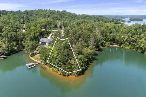 Rare Waterfront Lot on Lake Keowee