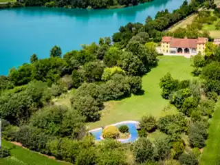 Lovely Farmhouse Near a Lake in Verona Sud Area