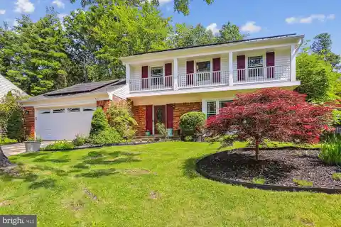 Charming Home in Sought-after Fox Hills