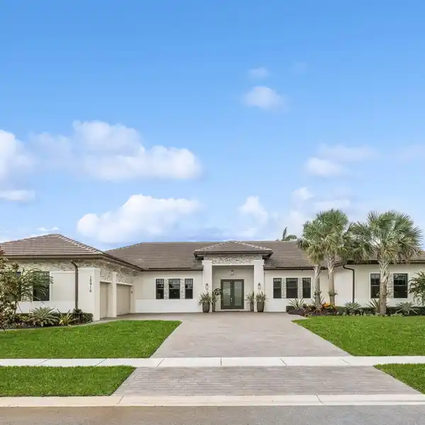 ENERGY EFFICIENT HOME IN SIERRA RANCHES