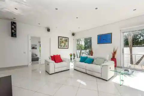 Modern Mansion Masterpiece