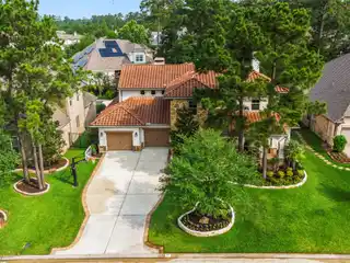 Luxury Living in the Heart of Creekside Park