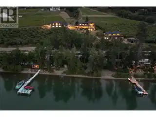 Extravagant Waterfront Estate