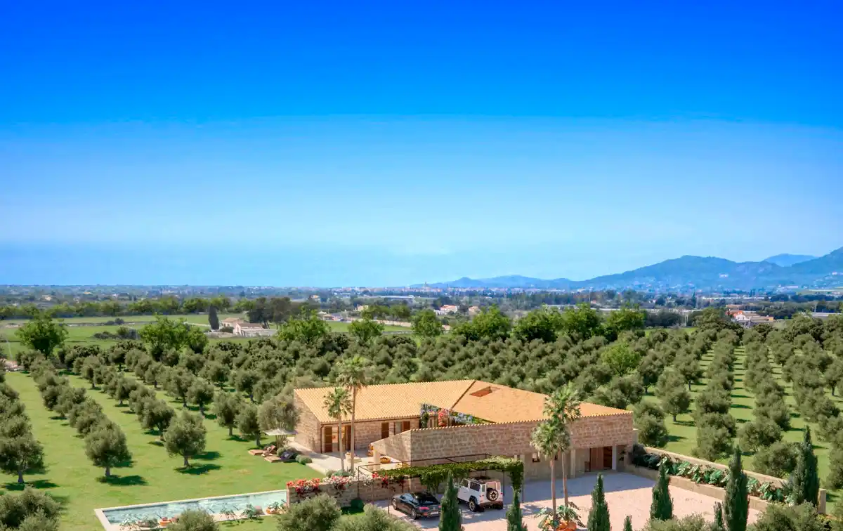 Large Finca with Olive Grove and Vineyard in Inca