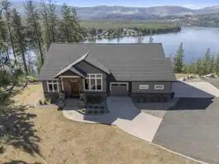 Rancher on Serene Acreage with Panoramic Views