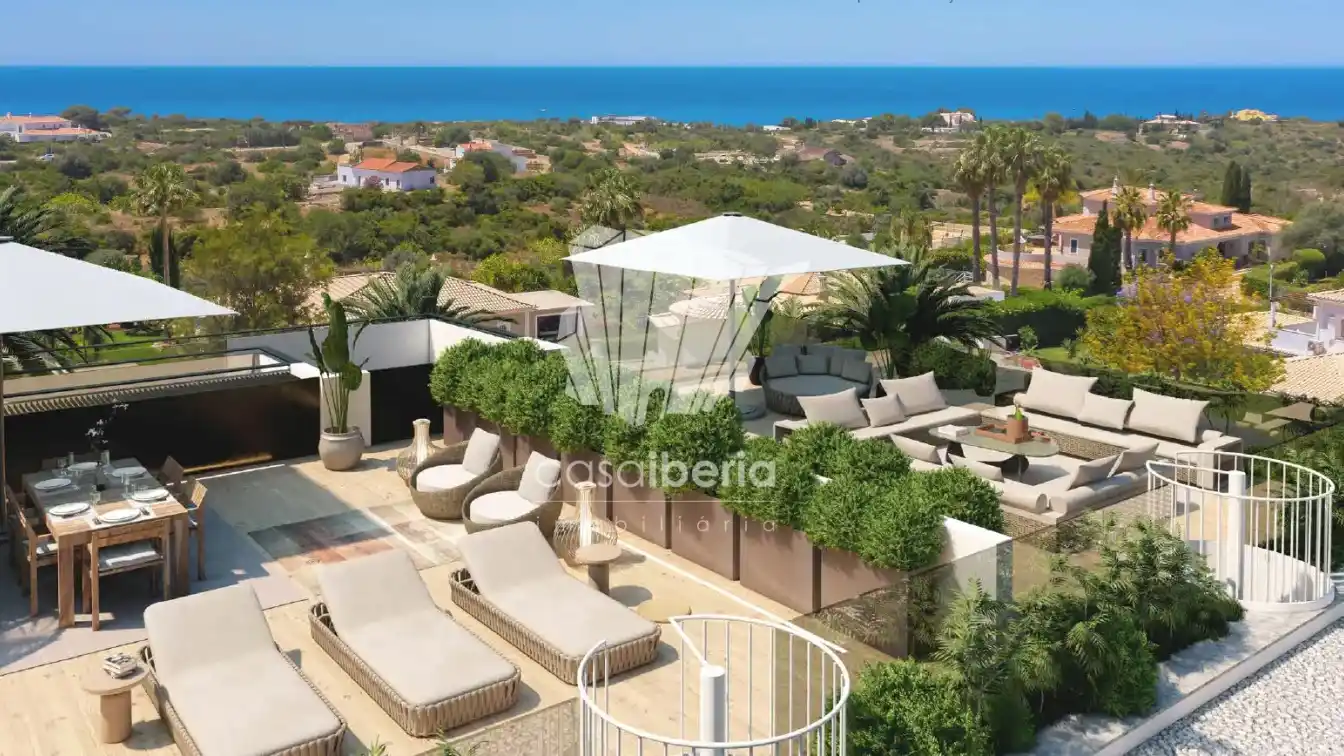 New Luxury Apartment in Quinta Heights