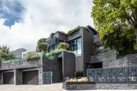 Exquisite Elevated Residence with Breathtaking Views