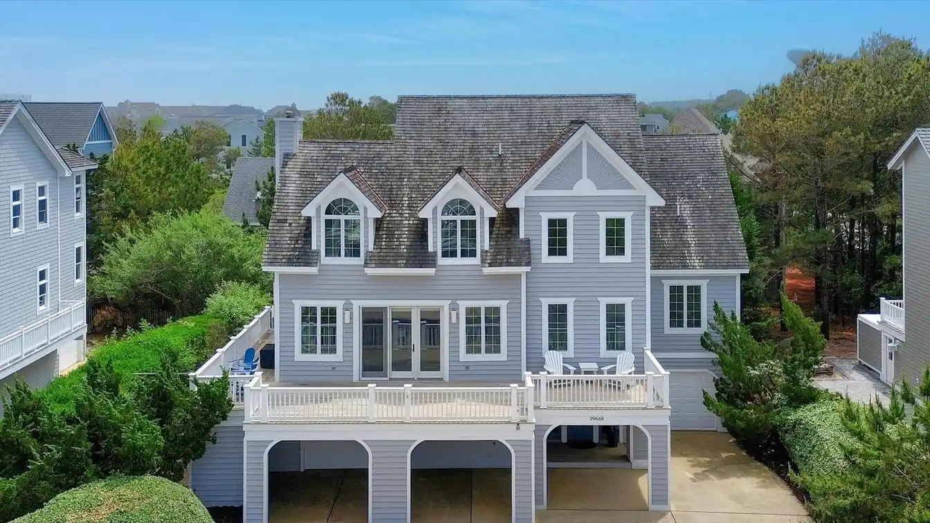 Coastal Luxury in the Preserve