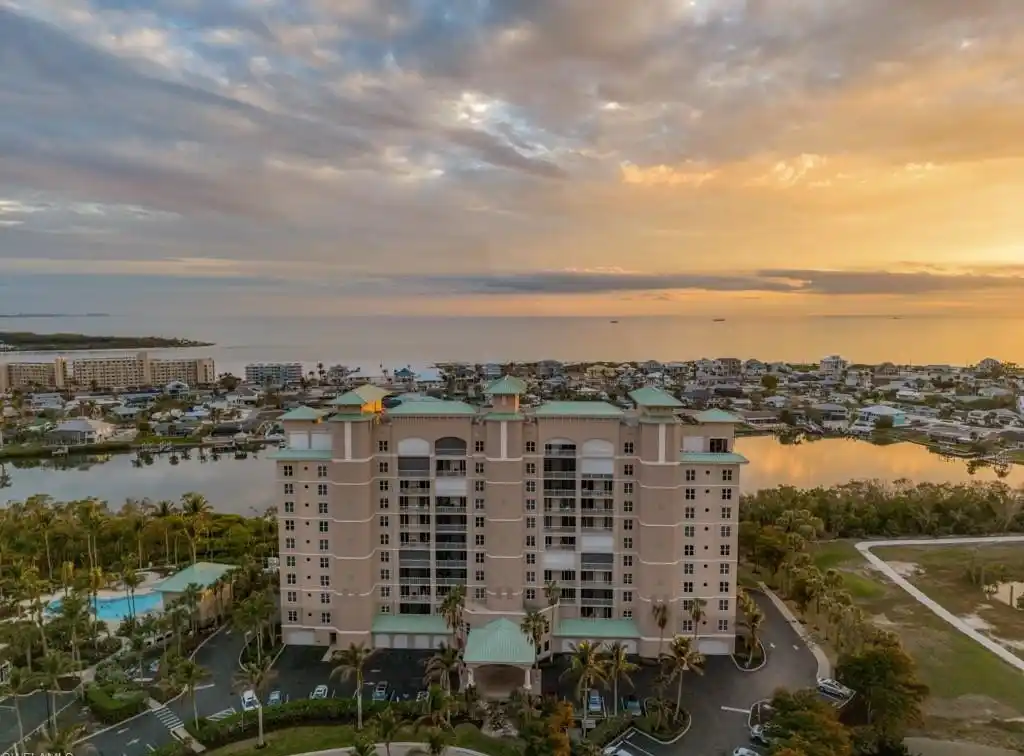 Spacious Three Bedroom Home with Breathtaking Views