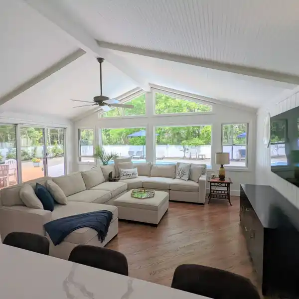 BRIGHT AND SPACIOUS FAMILY SUMMER HOME IN THE HAMPTONS